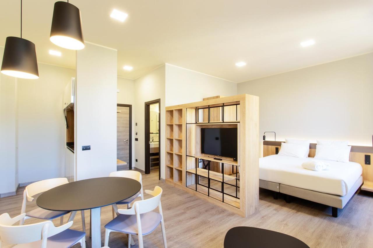 Palazzo Le Poste - Suite And Apartments Parma Luaran gambar